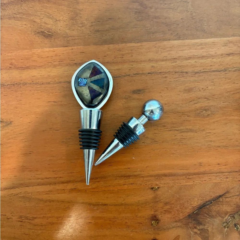 Silver and Multicolor Wine‎ Stoppers stainless steel Fluid Art